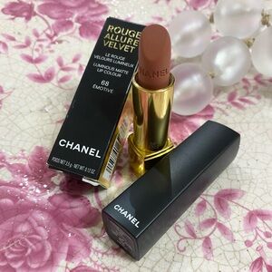 CHANEL Rouge Allure Velvet Lipstick - Emotive